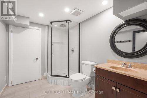 1322 Du Gouverneur Drive, Ottawa, ON - Indoor Photo Showing Bathroom