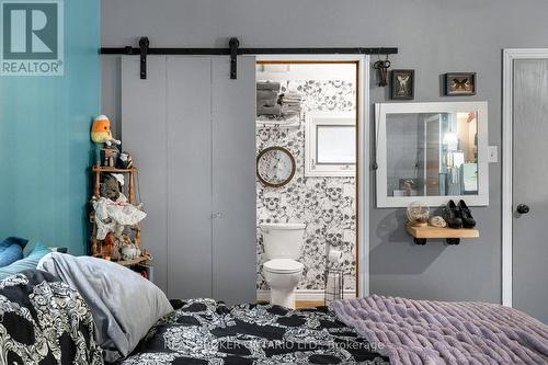 1 Woodland Drive, Mcnab/Braeside, ON - Indoor Photo Showing Bedroom