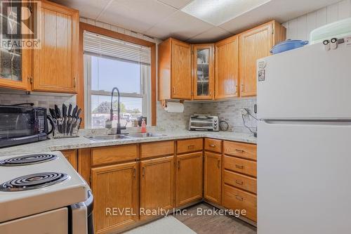 83 Rodman Street, St. Catharines (Downtown), ON - Indoor Photo Showing Kitchen With Double Sink