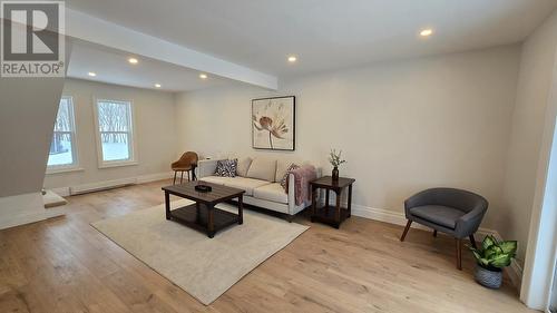 44 Pinder Dr, Prince Township, ON - Indoor