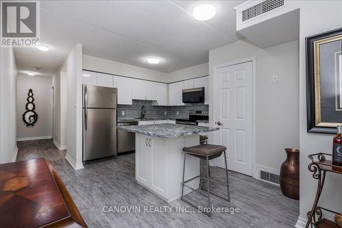 202 - 107 Bond Street, Orillia, ON - Indoor Photo Showing Kitchen