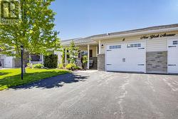 8 NEW YORK AVENUE Wasaga Beach, ON L9Z 3A8