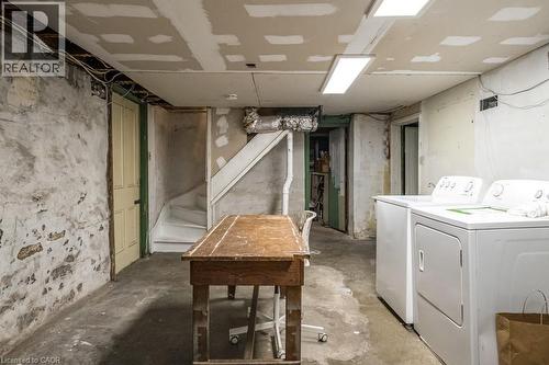 95-97 S Fairholt Road S, Hamilton, ON - Indoor Photo Showing Laundry Room