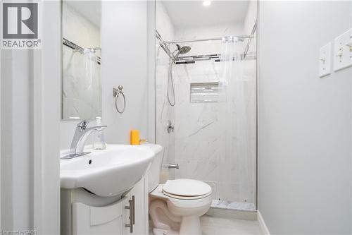 42 Indigo Street, Kitchener, ON - Indoor Photo Showing Bathroom