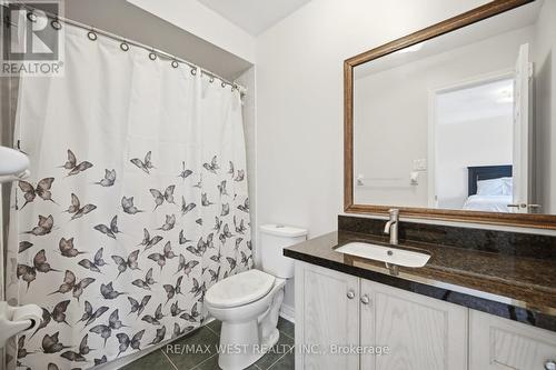 7288 Zinnia Place, Mississauga, ON - Indoor Photo Showing Bathroom