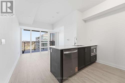 1812 - 1035 SOUTHDOWN ROAD  Mississauga, ON L5J 0A2