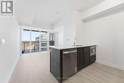 1812 - 1035 SOUTHDOWN ROAD  Mississauga, ON L5J 0A2