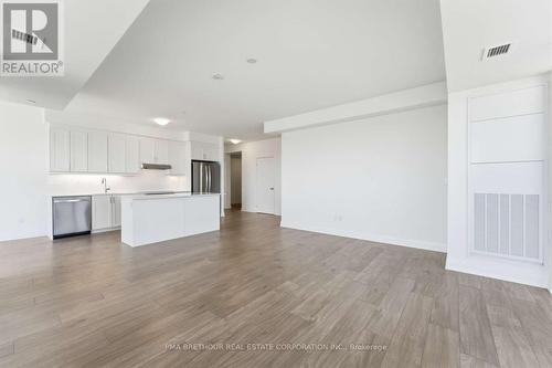 1809 - 1035 Southdown Road, Mississauga, ON - Indoor Photo Showing Kitchen