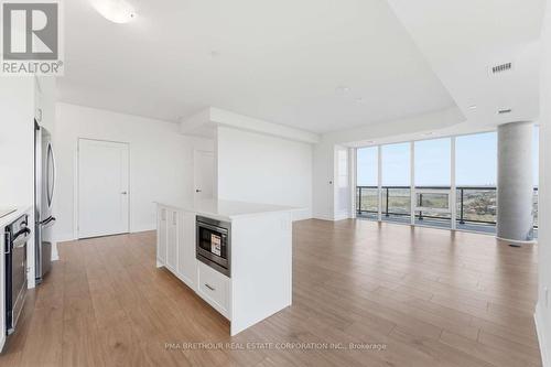 1809 - 1035 Southdown Road, Mississauga, ON - Indoor