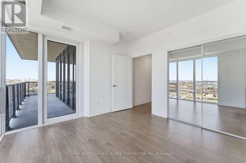 1809 - 1035 Southdown Road, Mississauga, ON - Indoor Photo Showing Other Room
