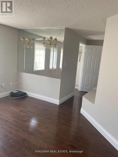 5933 Hemingway Road, Mississauga, ON - Indoor Photo Showing Other Room