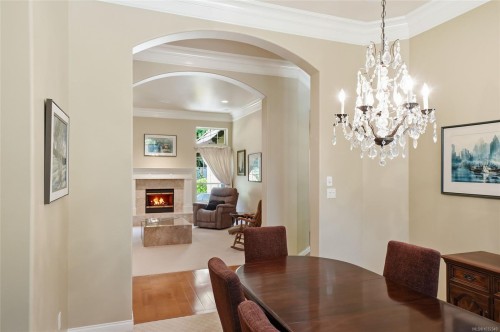 391 Park Ridge Pl, Qualicum Beach, BC 