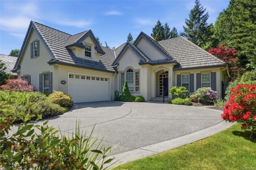 391 Park Ridge Pl, Qualicum Beach, BC 