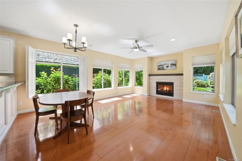 391 Park Ridge Pl, Qualicum Beach, BC 
