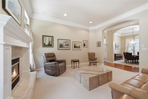 391 Park Ridge Pl, Qualicum Beach, BC 