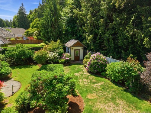 391 Park Ridge Pl, Qualicum Beach, BC 