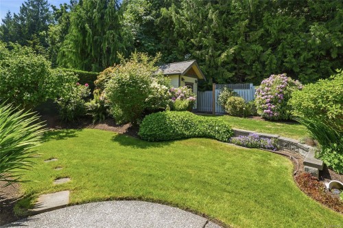 391 Park Ridge Pl, Qualicum Beach, BC 