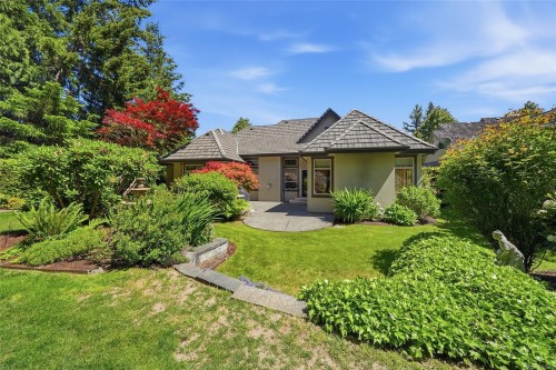 391 Park Ridge Pl, Qualicum Beach, BC 
