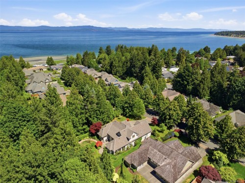 391 Park Ridge Pl, Qualicum Beach, BC 