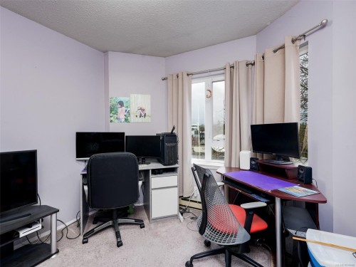 #406-3258 Alder St, Saanich, BC - Indoor Photo Showing Office