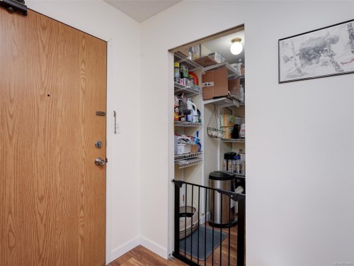 #406-3258 Alder St, Saanich, BC - Indoor Photo Showing Other Room