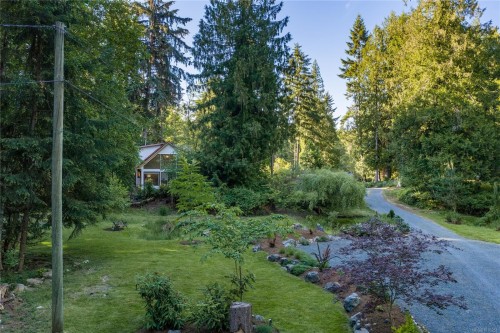 1352 Englishman River Rd, Errington, BC 