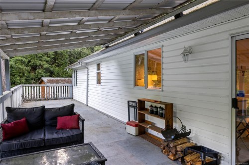 1352 Englishman River Rd, Errington, BC 