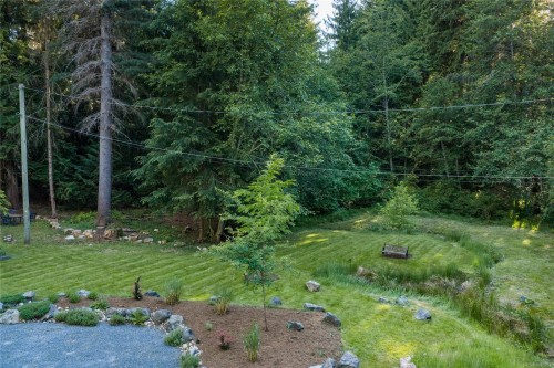 1352 Englishman River Rd, Errington, BC 