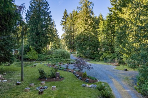 1352 Englishman River Rd, Errington, BC 