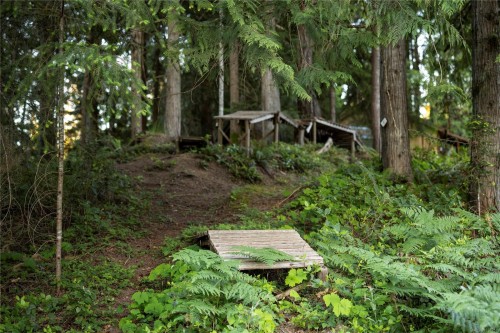 1352 Englishman River Rd, Errington, BC 