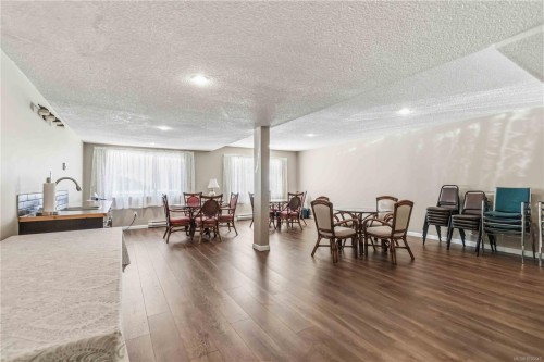 #203-1665 Oak Bay Ave, Victoria, BC - Indoor
