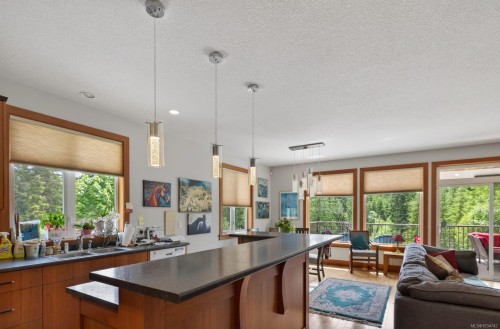 5160 Cowichan Lake Rd, Duncan, BC 