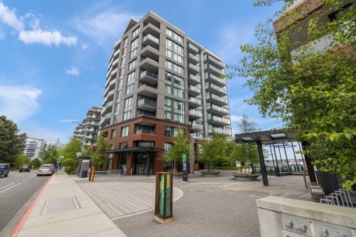 #303-369 Tyee Rd  Victoria, BC V9A 0B6