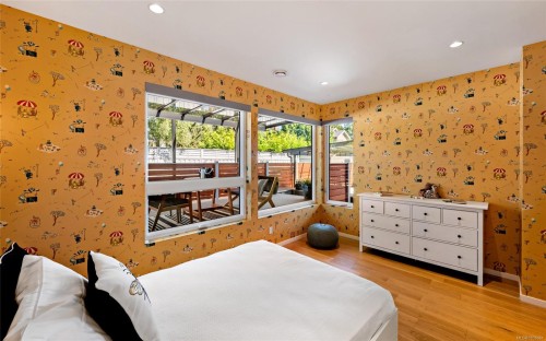 330 Irving Rd, Victoria, BC 