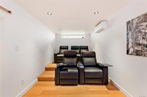 330 Irving Rd, Victoria, BC 
