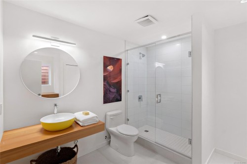 330 Irving Rd, Victoria, BC 