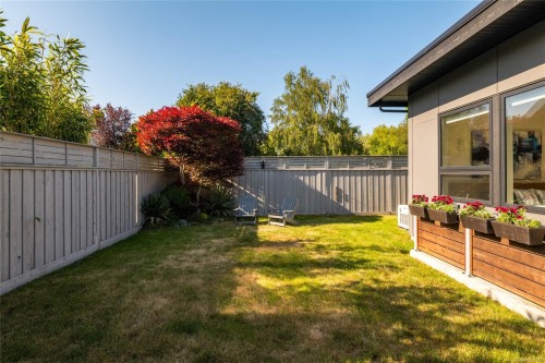 330 Irving Rd, Victoria, BC 