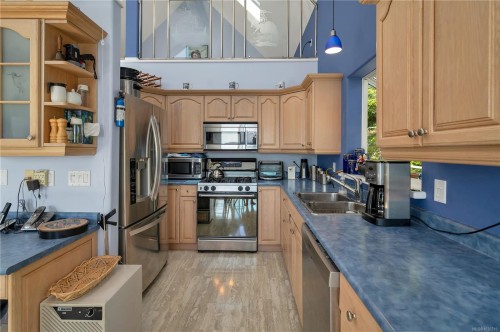 775 Endersby Rd, Quadra Island, BC 