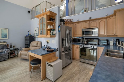 775 Endersby Rd, Quadra Island, BC 