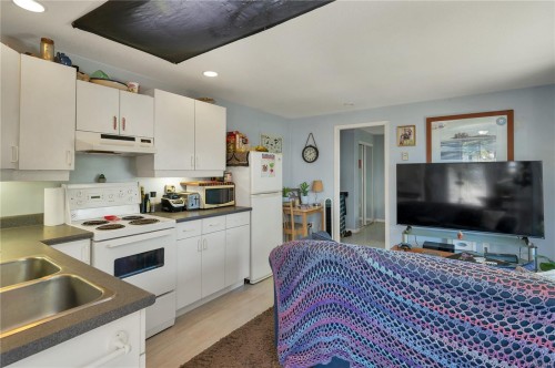 775 Endersby Rd, Quadra Island, BC 
