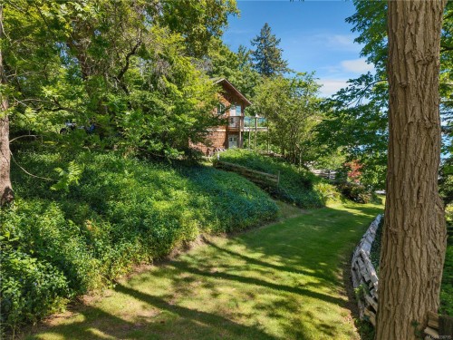 775 Endersby Rd, Quadra Island, BC 