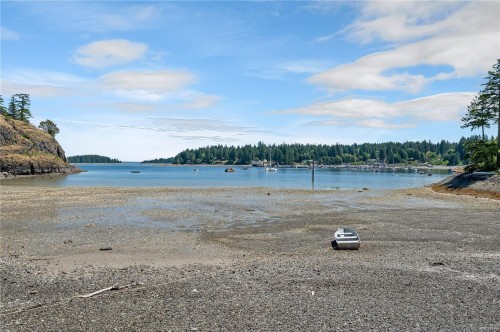 775 Endersby Rd, Quadra Island, BC 