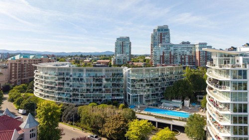 #109-68 Songhees Rd  Victoria, BC V9A 0A3