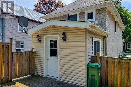 319 King Street W, Dundas, ON - Outdoor With Exterior