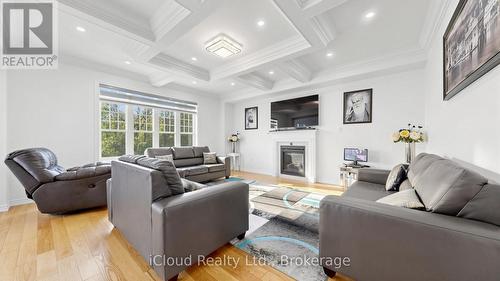 193 Thornbush Boulevard E, Brampton, ON - Indoor Photo Showing Living Room With Fireplace