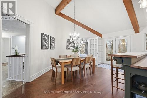 1987 Snake Road, Burlington, ON - Indoor Photo Showing Dining Room