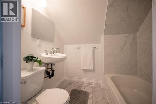 295 Locke Street S, Hamilton, ON - Indoor Photo Showing Bathroom