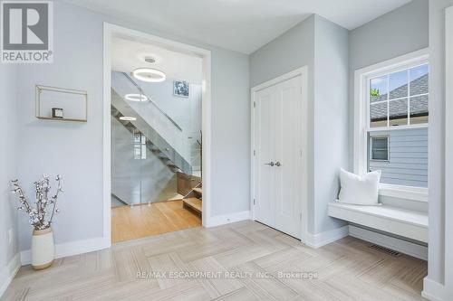 119 Westside Drive, Oakville, ON - Indoor Photo Showing Other Room