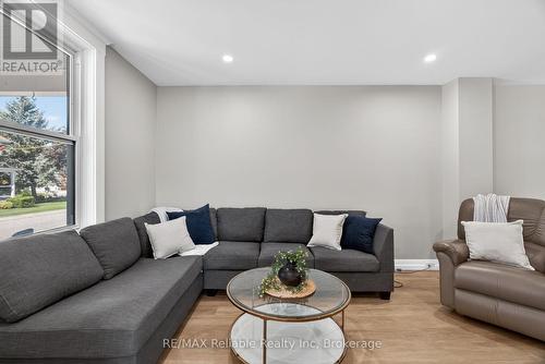Living Room - 185 Trafalgar Street, West Perth (Mitchell), ON - Indoor Photo Showing Living Room