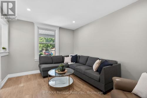 Living Room - 185 Trafalgar Street, West Perth (Mitchell), ON - Indoor Photo Showing Living Room